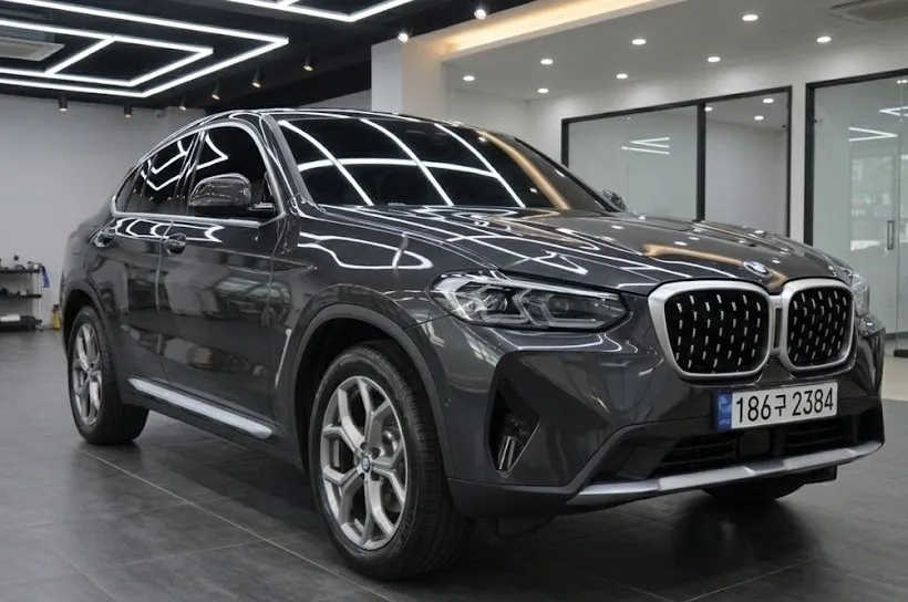 2023 BMW X4 xDrive20i xLine