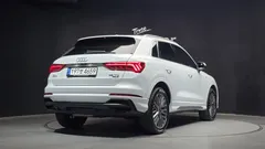 2022 Audi Q3 35 TDI Quattro Premium — фото 2