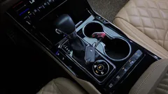 2021 Kia Mohave Diesel 3.0 4WD 6-Seater, белый — фото 9