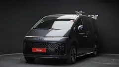 2023 Hyundai Staria Lounge 9-Seater — фото 1