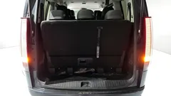 2023 Hyundai Staria Lounge 9-Seater — фото 20