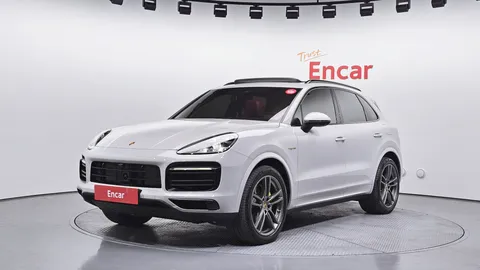 2023 Porsche Cayenne 3.0 E-HYBRID PLATINUM EDITION