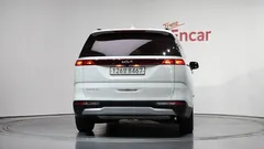 2022 Kia Carnival Diesel 9-Seater Prestige — фото 4