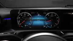 2022 Mercedes-Benz A-Class A220 Hatchback, белый — фото 8