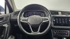 2022 Volkswagen Tiguan 2.0 TDI 4-Motion Premium, синий — фото 13