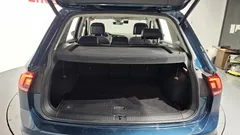 2022 Volkswagen Tiguan 2.0 TDI 4-Motion Premium, синий — фото 20