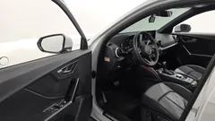 2023 Audi Q2 35 TDI Premium, белый — фото 10