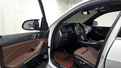 2022 BMW X5 xDrive 40i M Sport — фото 10
