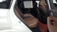 2022 BMW X5 xDrive 40i M Sport — фото 11