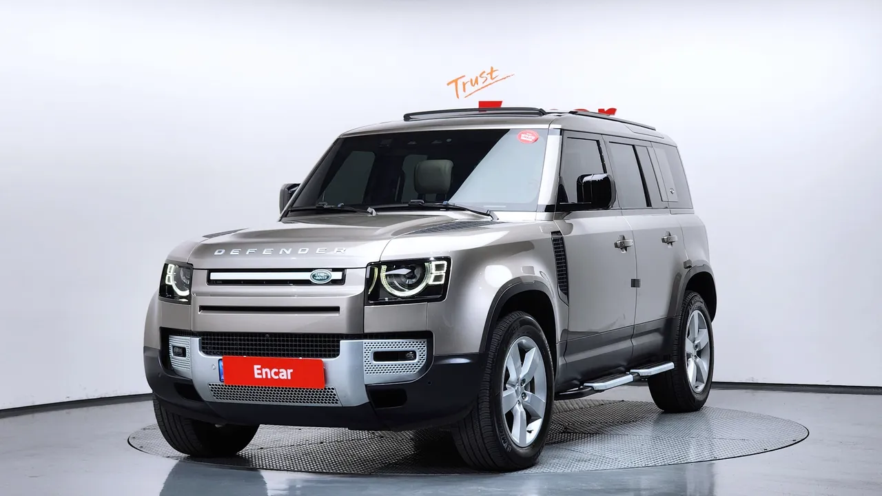 2023 Land Rover Defender 110 D300 HSE
