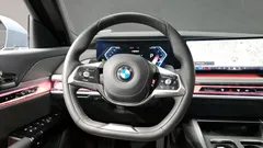 2023 BMW 7-Series 740i sDrive Design Pure Excellence — фото 12