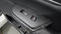 2021 Honda CR-V 2.0 Hybrid Touring 4WD, белый — фото 18