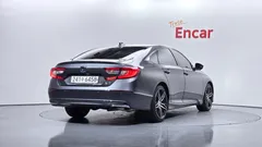 2021 Honda Accord 2.0 Hybrid Touring, серый — фото 2