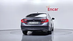 2021 Honda Accord 2.0 Hybrid Touring, серый — фото 4