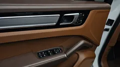 2023 Porsche Cayenne 3.0 PLATINUM EDITION — фото 17