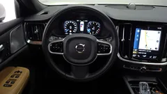 2022 Volvo S60 B5 Inscription, белый — фото 13