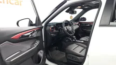 2024 ChevroletGMDaewoo Trailblazer 1.3 Turbo 2WD, белый — фото 10