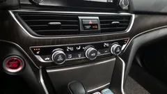 2021 Honda Accord 1.5 Turbo, чёрный — фото 17