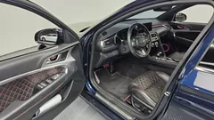 2021 Genesis G70 Gasoline 2.0T 4WD, синий — фото 10