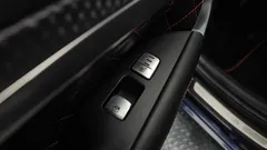 2021 Genesis G70 Gasoline 2.0T 4WD, синий — фото 18