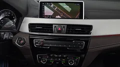 2022 BMW X1 xDrive 20i M Sport — фото 13