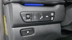 2021 Kia Niro 1.6 HEV, белый — фото 13