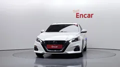 2019 Nissan Altima 2.5 Special Edition — фото 3