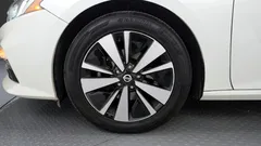 2019 Nissan Altima 2.5 Special Edition — фото 5