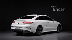 2022 Mercedes-Benz E-Class E300d 4MATIC Coupe — фото 2