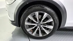 2021 Volvo V90 B5 Pro AWD, белый — фото 5