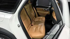 2021 Volvo V90 B5 Pro AWD, белый — фото 15