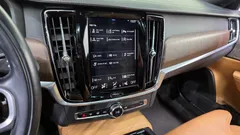 2021 Volvo V90 B5 Pro AWD, белый — фото 19