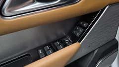 2022 Land Rover Range Rover Velar 3.0 P400 R-Dynamic HSE — фото 19