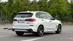 2022 BMW X5 M50i — фото 2