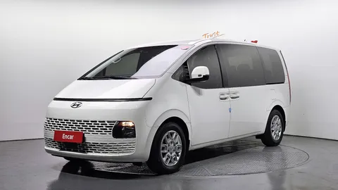 2022 Hyundai Staria Tourer 11-Seater