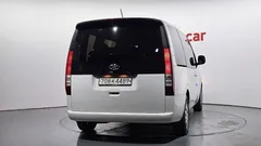 2022 Hyundai Staria Tourer 11-Seater — фото 4
