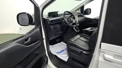 2022 Hyundai Staria Tourer 11-Seater — фото 10