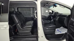 2022 Hyundai Staria Tourer 11-Seater — фото 12