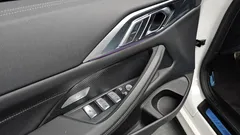 2023 BMW 4-Series 420i M Sport Convertible — фото 18