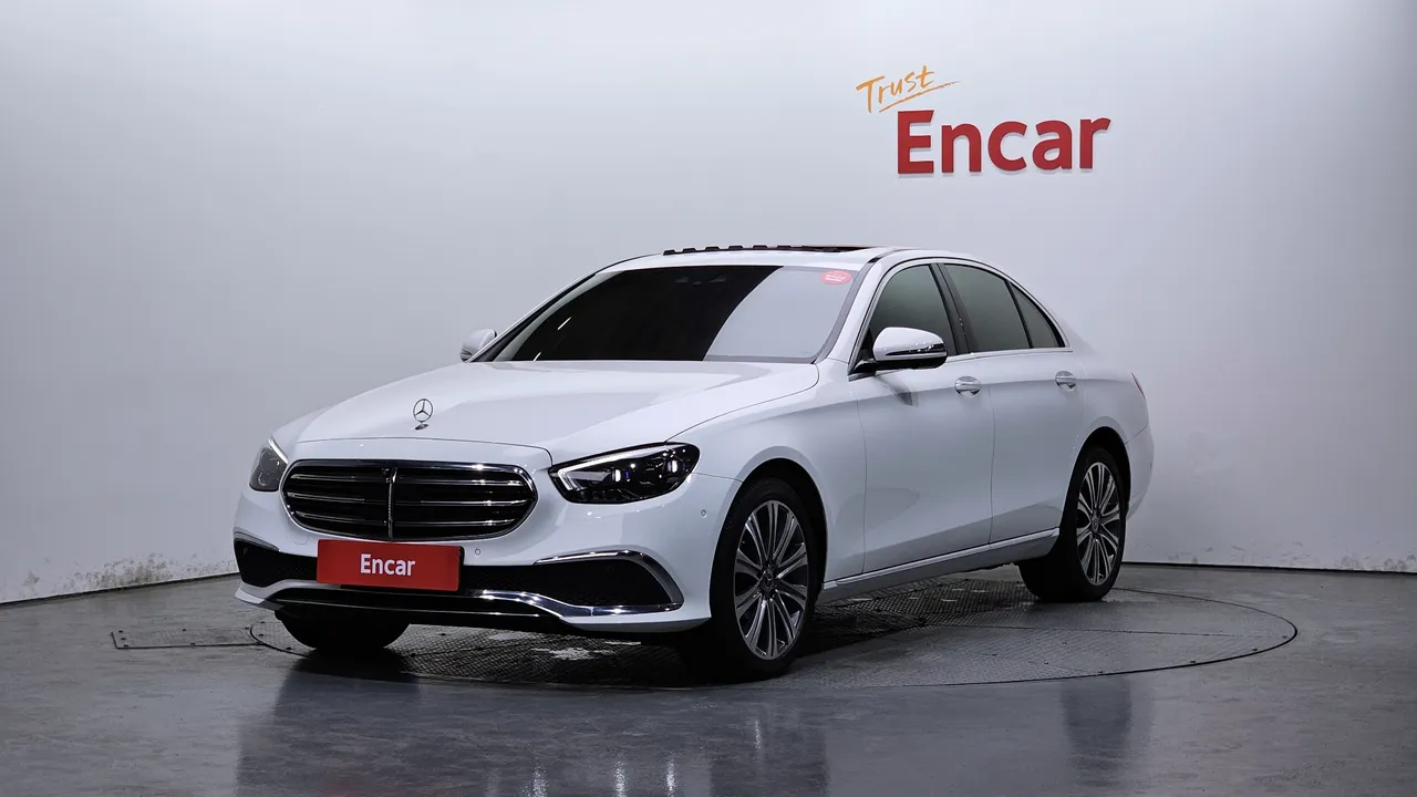 2023 Mercedes-Benz E-Class E300e 4MATIC Exclusive