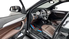 2022 BMW X1 xDrive 20i M Sport — фото 10