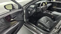 2023 Lexus LS 3.5 Luxury AWD, серый — фото 10