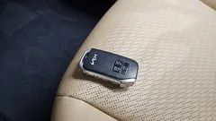 2022 Kia Canival 7-Seater Noblesse, белый — фото 15