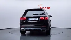2022 Mercedes-Benz GLC-Class GLC220 d 4MATIC — фото 4