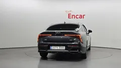 2024 Kia K5 Signature, серый — фото 4