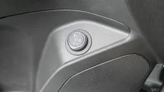 2024 ChevroletGMDaewoo Trax 1.2 ACTIV, чёрный — фото 17