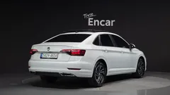 2021 Volkswagen Jetta 1.4 TSI Prestige, белый — фото 2