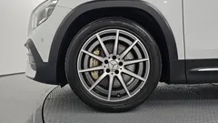 2022 Mercedes-Benz GLB-Class AMG GLB35 4MATIC — фото 5