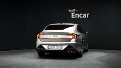 2022 Hyundai Sonata 1.6 Turbo, серо-серебристый — фото 4