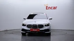 2023 Mercedes-Benz E-Class E300e 4MATIC Exclusive — фото 3